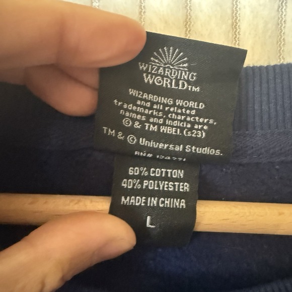 Harry Potter Ravenclaw Universal Studios Color Block Crewneck Sweatshirt Sz L - Picture 3 of 15